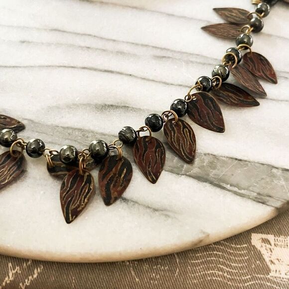 Vintage Copper Dangle Leaf Necklace Handpainted Flames Beaded Chain Unsigned - Picture 3 of 8